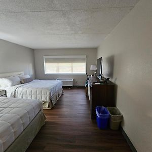 Two Queen Beds Nonsmoking